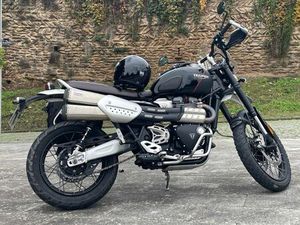 TRIUMPH SCRAMBLER XC 1200 6.500 KM ALMARGEM DO BISPO, PÊRO PINHEIRO E MONTELAVAR