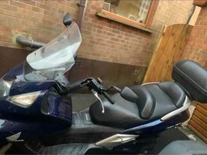 HONDA, FJS, 2005, 582 (CC)