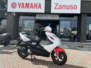 YAMAHA AEROX 50 SCOOTER 50 MOTORE 2T