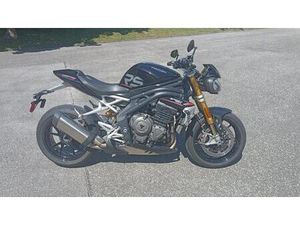 TRIUMPH SPEED TRIPLE 1200 RS *TOP, FINANZIERUNG MÖGLICH*