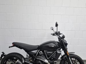 DUCATI SCRAMBLER ICON DARK