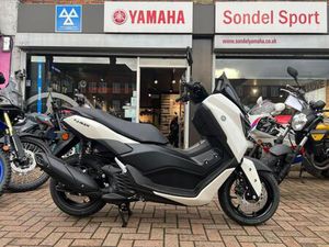 YAMAHA NMAX