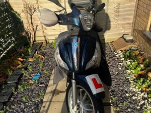 PIAGGIO, MEDLEY, 2018, 125 (CC)