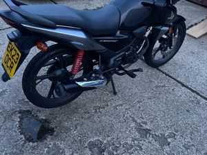 HONDA CB125F NAKED PETROL MANUAL EURO 5 (11 PS) 124 CC