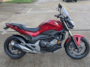 HONDA NC750S 13K MILES. 2018. ABS. HEATED GRIPS. SERVICED. LOVELY, TIDY BIKE. LOW MILES. SERVICED 745 CC