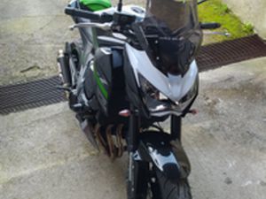 KAWASAKI Z800 PERMUTO TMAX ROLEX O GARAGE
