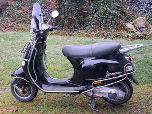 VESPA ET4 CENTO 25 MIT CHROM UND WINDSCHILD ORIGINAL