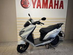 SUZUKI BURGMAN 125 STREET EX SOLO 800 KM