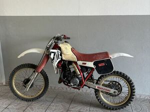 YAMAHA YZ125, 1983 POMBAL