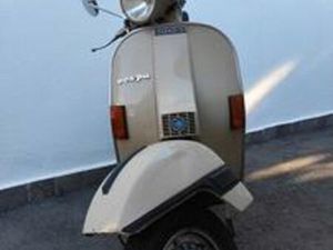 PIAGGIO VESPA P 200 E - 1982