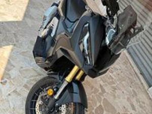 HONDA X-ADV 750
