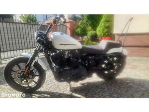 HARLEY-DAVIDSON SPORTSTER CUSTOM 1200C