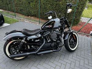 HARLEY-DAVIDSON SPORTSTER FORTY EIGHT