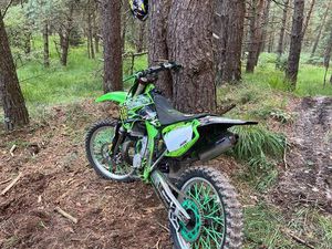 KAWASAKI KX 250 2007 - 2-TAKT MOTOCROSS MIT EXTRAS