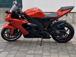 KAWASAKI NINJA ZX-10R