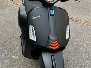 VESPA GTS SUPER SPORT 125 ABS