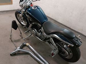 SUZUKI MARAUDER VZ800