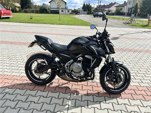 KAWASAKI Z650 LADNA