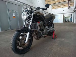 HONDA HORNET 900