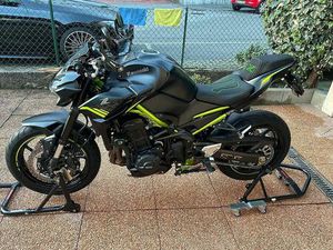 KAWASAKI Z900 92 KW