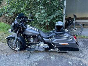 GLIDE ULTRA LIMITED FLHTK - MIT RÃ¼CKWÃ¤RTSGANG