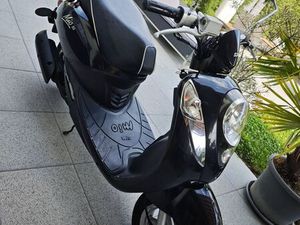 GEPFLEGTER SYM MIO 50 ROLLER