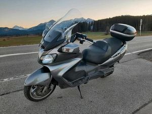 SUZUKI BURGMAN 650 EXECUTIVE