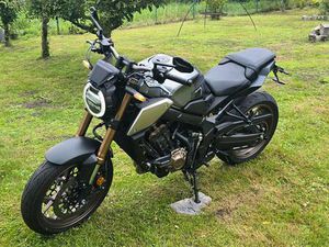 HONDA CB650R NEO SPORTS CAFÉ SILBER MET. NUR 515 KM A2 TAUGLICH