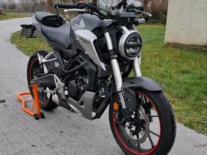 HONDA MOTORRAD CB 125 R