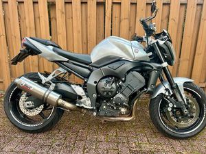 YAMAHA FZ1 NAKEDBIKE MOTORRAD TOUREN SPORTAUSPUFF TÜV 2027