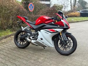 YAMAHA YZF-R 125 SERVICE NEU TÜV 08/26 ABS