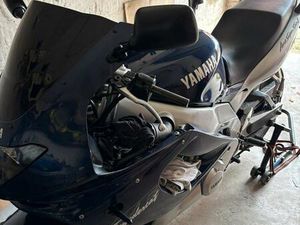 YAMAHA YZF600RTHUNDERCAT