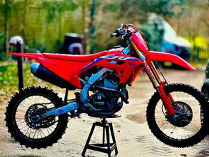 HONDA CRF 250R