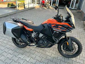 KTM 1090 ADVENTURE