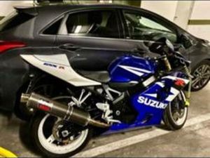SUZUKI - GSXR