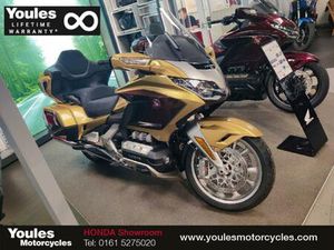 HONDA GL1800A GOLD WING TOUR DCT & AIRBAG 1833 CC
