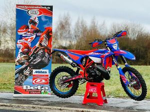 K&P-EDITION: BETA RR 250/300 2TAKT RACE MY 2026 BLAUE FELGEN