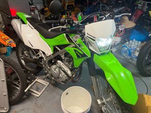 KLX 230 STREET/TRAIL BIKE