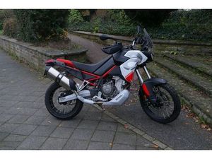 APRILIA TUAREG 660