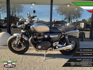 TRIUMPH SPEED TWIN 1200