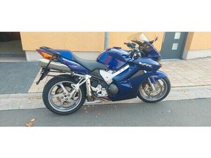 HONDA VFR 800 VTEC RC 46