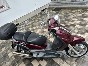 PIAGGIO BEVERLY 500 - TÜV BIS 12/2027, NEUE REIFEN
