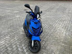 PIAGGIO ZIP SP (MOET WEG) — SCOOTERS | PIAGGIO — MARKTPLAATS
