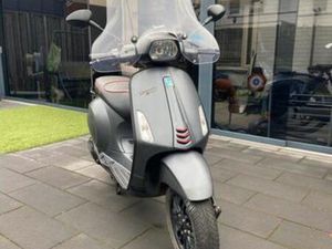 VESPA PIAGGIO SPRINT FULL OPTIONS BITUBO CUSTOM TOPSTAAT — SCOOTERS | PIAGGIO — MARKTPLAATS