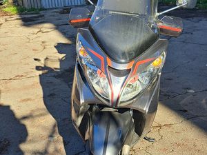 SUZUKI BURGMAN 400I →