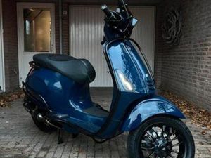VESPA SPRINT 50CC 4T 2016 — SCOOTERS | PIAGGIO — MARKTPLAATS