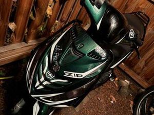 PIAGGIO ZIP 50CCM 4T 2V (BROM) — SCOOTERS | PIAGGIO — MARKTPLAATS