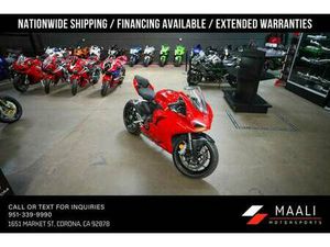 2022 DUCATI PANIGALE V2 - WARRANTY / FINANCING AVAILABLE!