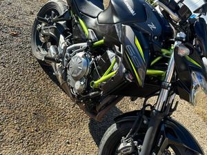 KAWASAKI Z650