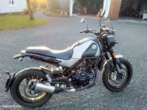 MOTO BENELLI LEONCINO 500